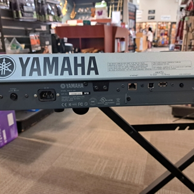 Yamaha - MOTIF XS6 5